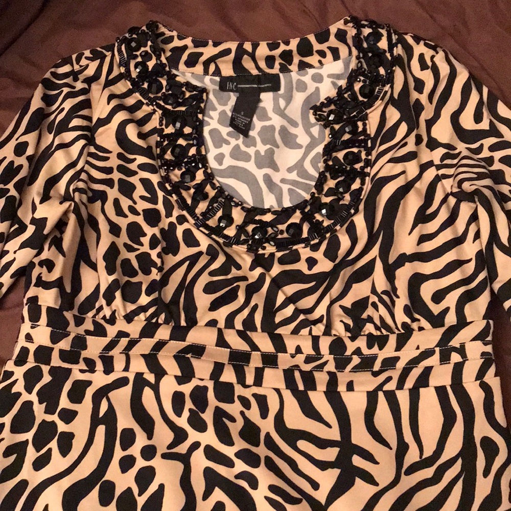 Dress - Picture 3 of 3